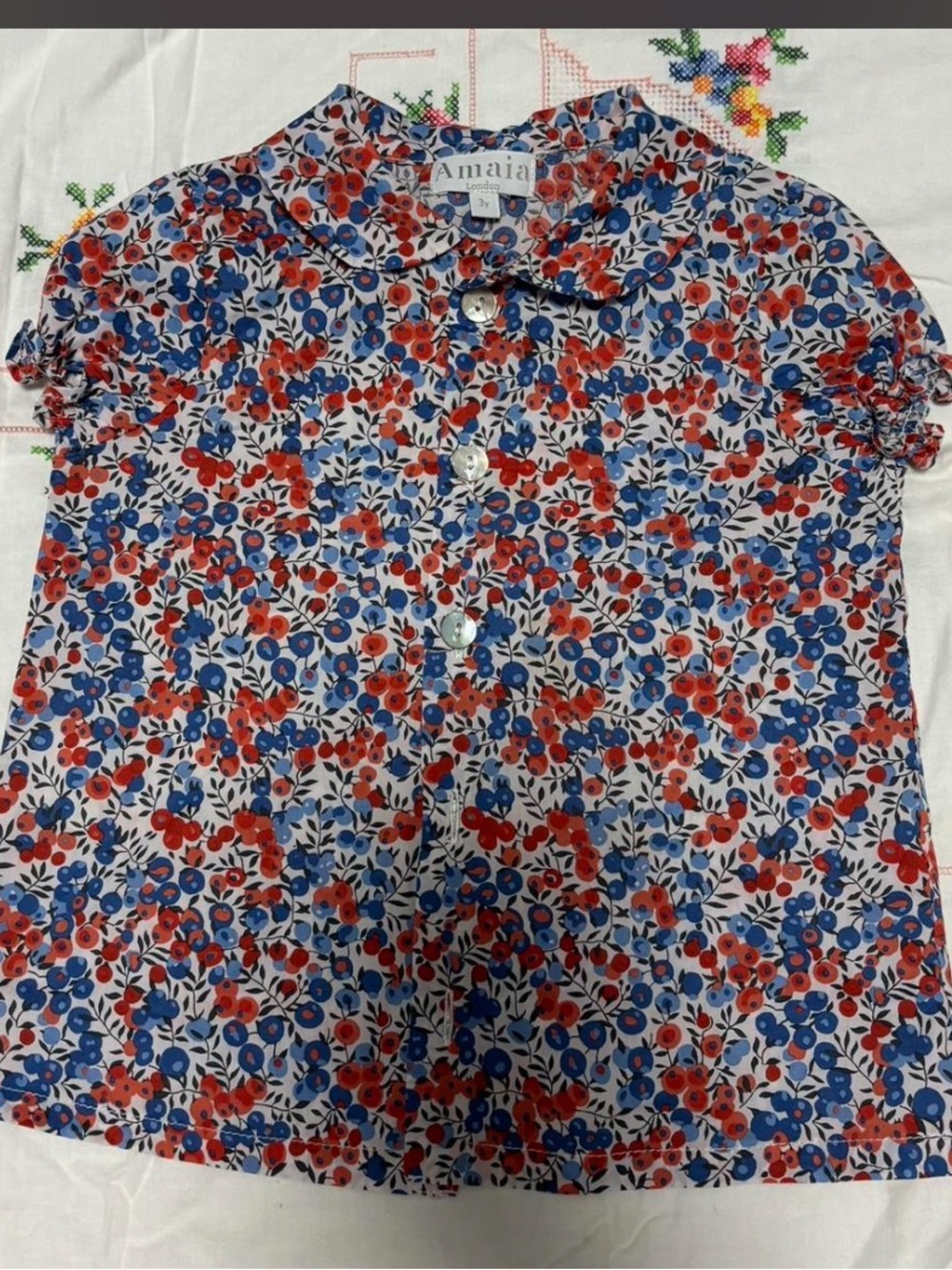 Amaia London Floral Button-Front Girls' Top — Red & Blue 3Y